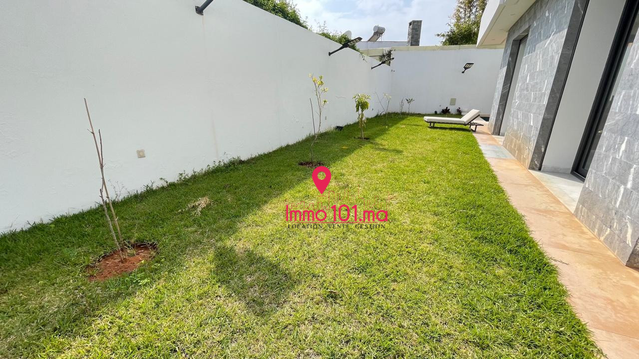 Location villa moderne meublée à Hay Riad SILVM2343